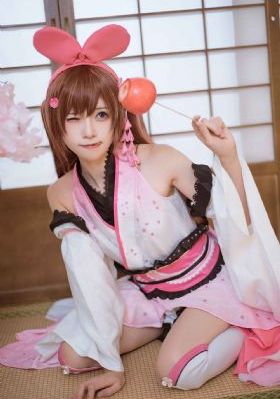 【谁的妞妞】新人妹子和炮友啪啪_迅雷影音手机免费观看完整