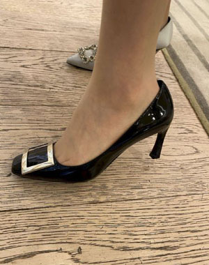 被主人用姜罚_韩剧视频高清在线观看