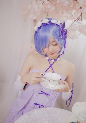 帝王的共妻纯肉h_高清韩剧在线观看完整版