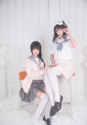 婬荡的奶牛H文_中文天堂最新版免费在线观看播放